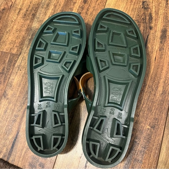TUCKERNUCK Green Riley Jelly Sandals Size 9/10 EUC Pit - Picture 4 of 7